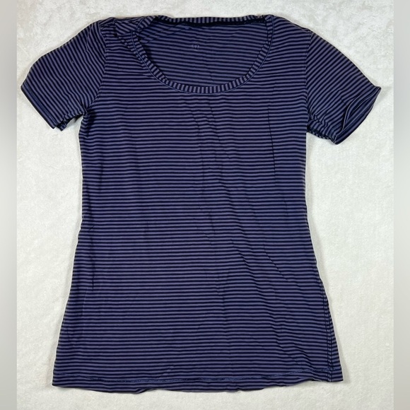 Lululemon Size 8 Classic Scoop Hoop Neck Purple Black Stripe Shirt EUC ALO Lulu - Picture 1 of 9